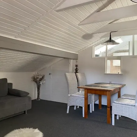 Haus Flora *